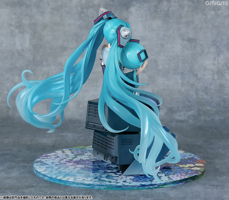 MÔ HÌNH Kidou Senshi Gundam 00 - Piapro Characters - Haro - Hatsune Miku - Gundam x Miku Anniversary Special Project - Lucrea - 1/7 (MegaHouse) FIGURE CHÍNH HÃNG 5 FIGURE 192189 06