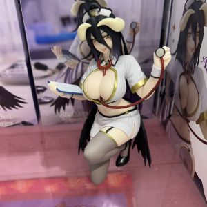 MÔ HÌNH Albedo - Overlord - Desktop Cute - Nurse ver. (Taito) FIGURE CHÍNH HÃNG 6 G9FhqXcaIAA3Yzp