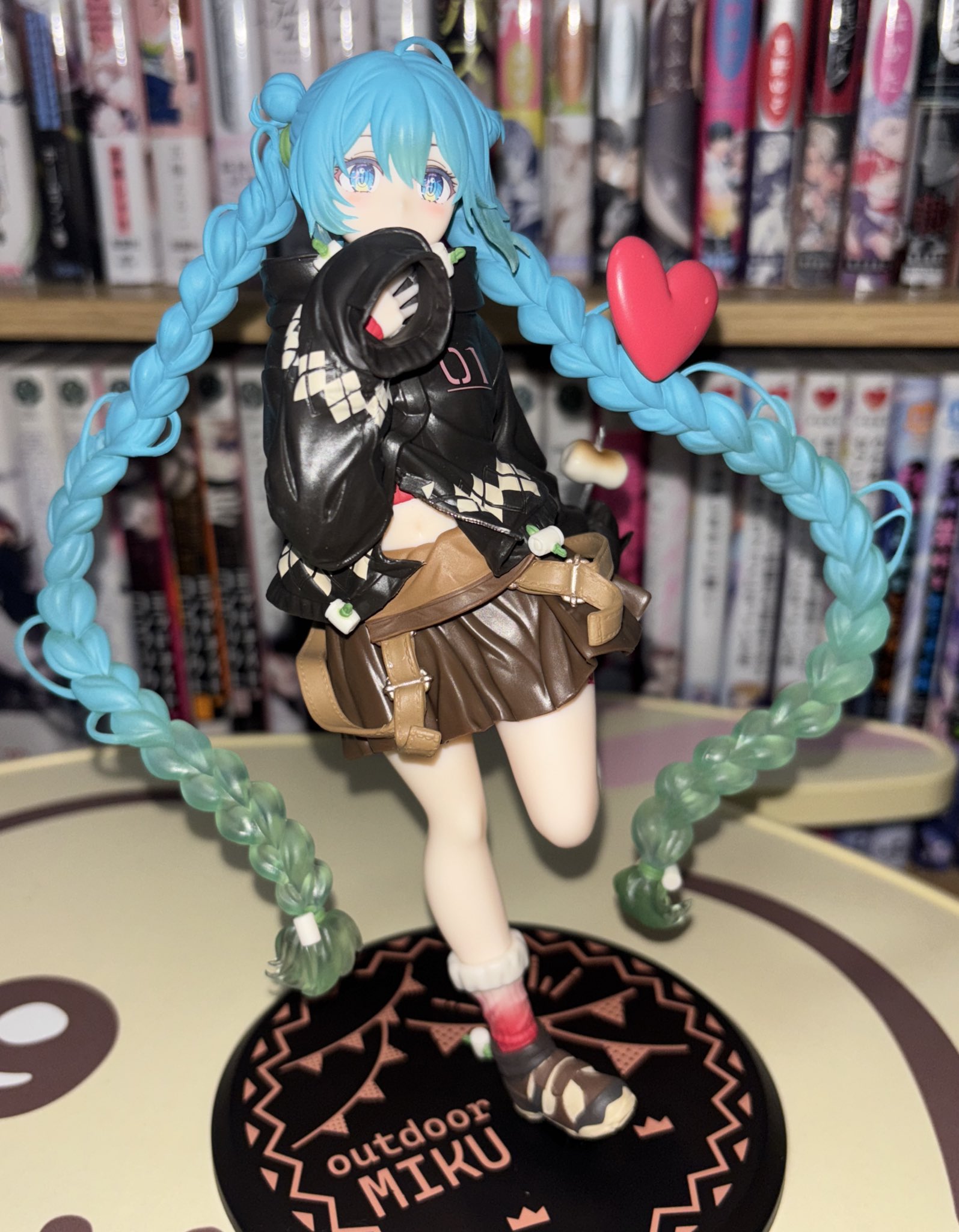 MÔ HÌNH Hatsune Miku - Piapro Characters - Fashion Series Outdoor Ver (Taito) FIGURE CHÍNH HÃNG 5 HAenTLYbIAAW4cX