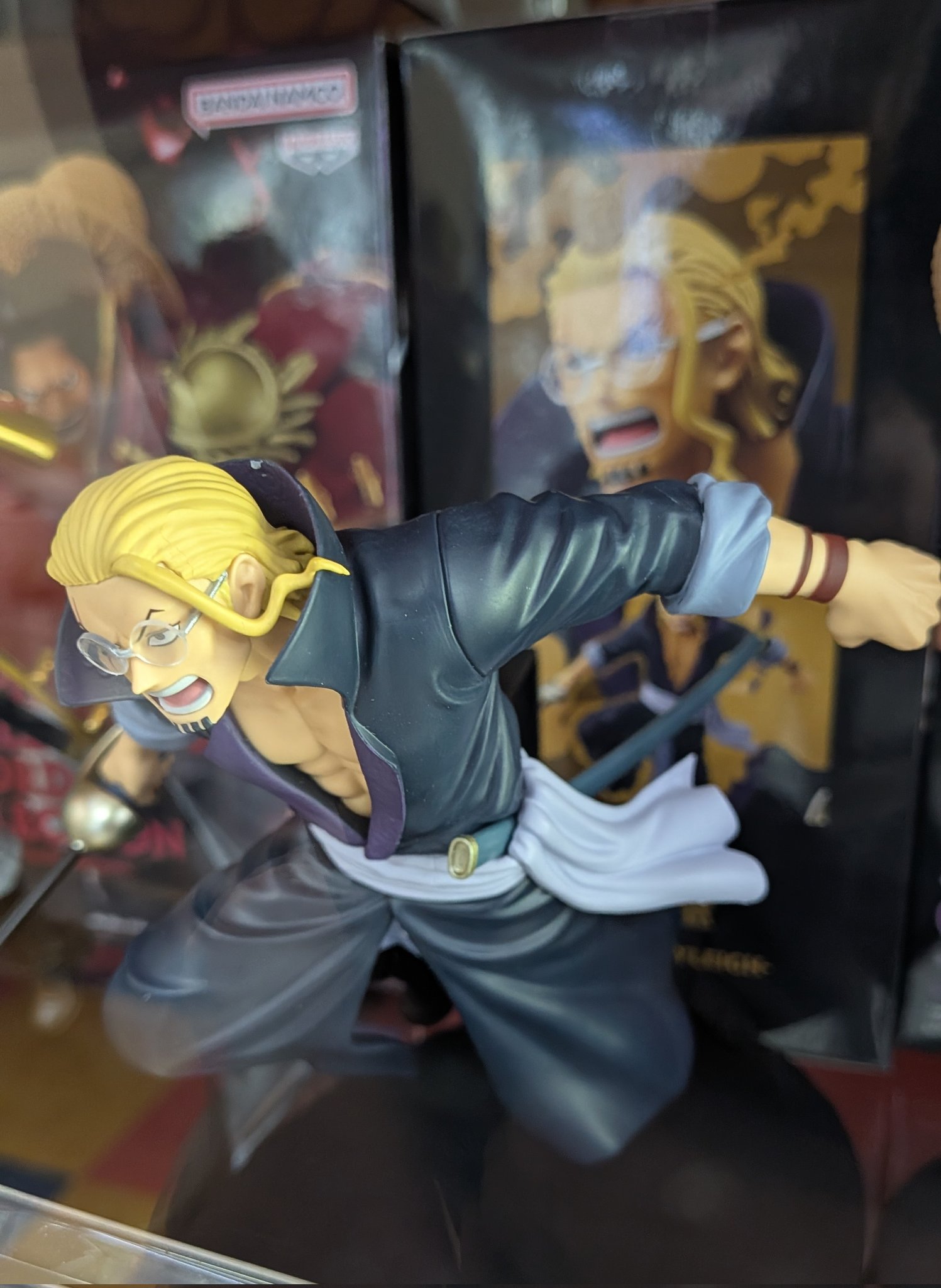 MÔ HÌNH Silvers Rayleigh - One Piece - Battle Record Collection (Bandai Spirits) FIGURE CHÍNH HÃNG 4 HCeqdvFa4AAqqlW