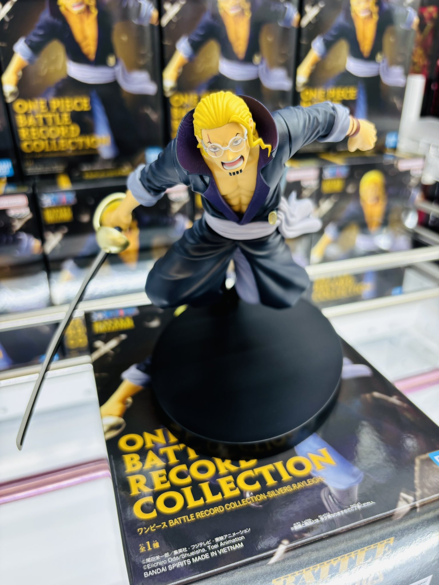 MÔ HÌNH Silvers Rayleigh - One Piece - Battle Record Collection (Bandai Spirits) FIGURE CHÍNH HÃNG 1 HDqp QIbEAE5yZg
