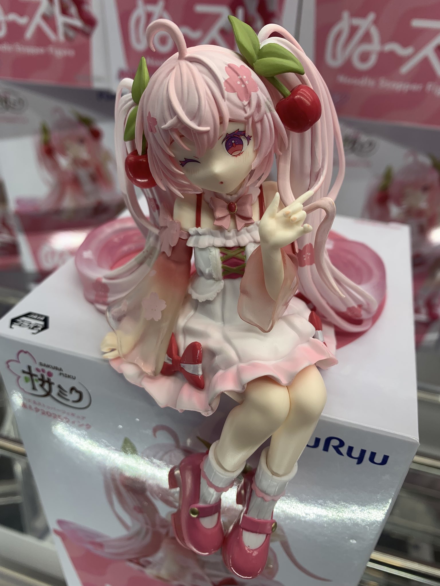 MÔ HÌNH Hatsune Miku - Vocaloid - Noodle Stopper Figure - Sakura, 2025, Wink Ver. (FuRyu) FIGURE CHÍNH HÃNG 3 HF TkofaQAAalcZ