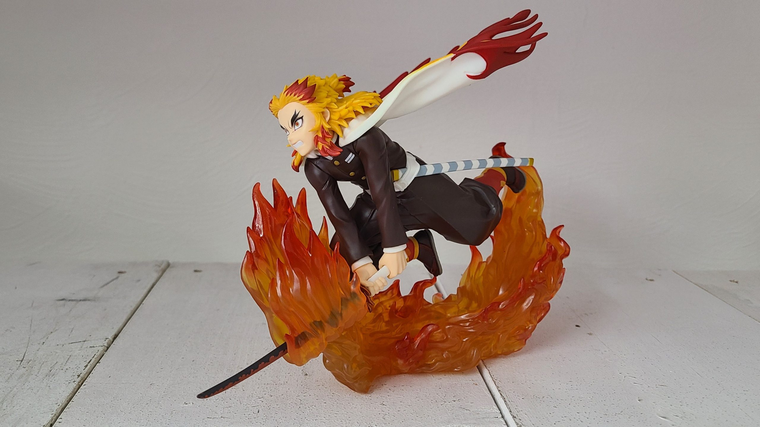 MÔ HÌNH Rengoku Kyoujurou - Kimetsu no Yaiba - Vibration Stars Plus (Bandai Spirits) FIGURE CHÍNH HÃNG 2 GrYJcKnboAAGSmv