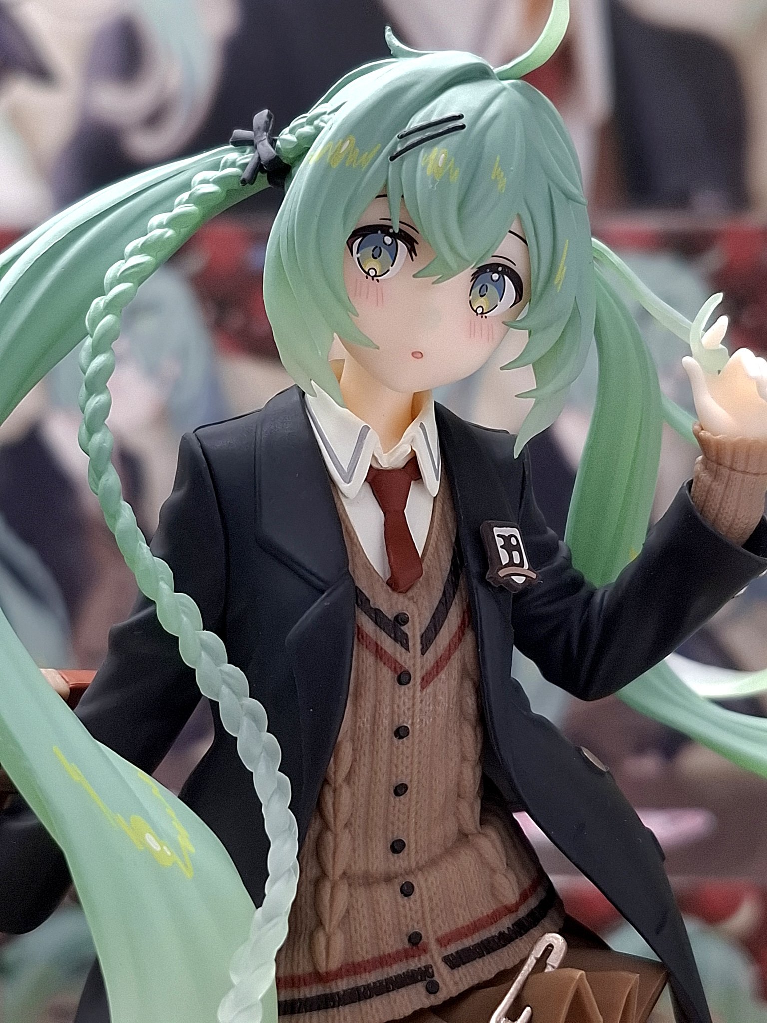 MÔ HÌNH Hatsune Miku - Vocaloid - Hatsune Miku Fashion Series - Preppy (Taito) FIGURE CHÍNH HÃNG 3 GwOjjOZW4AAJSBN