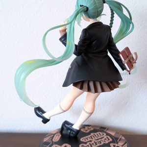 MÔ HÌNH Hatsune Miku - Vocaloid - Hatsune Miku Fashion Series - Preppy (Taito) FIGURE CHÍNH HÃNG 10 GwR8NnuXgAAwnYH