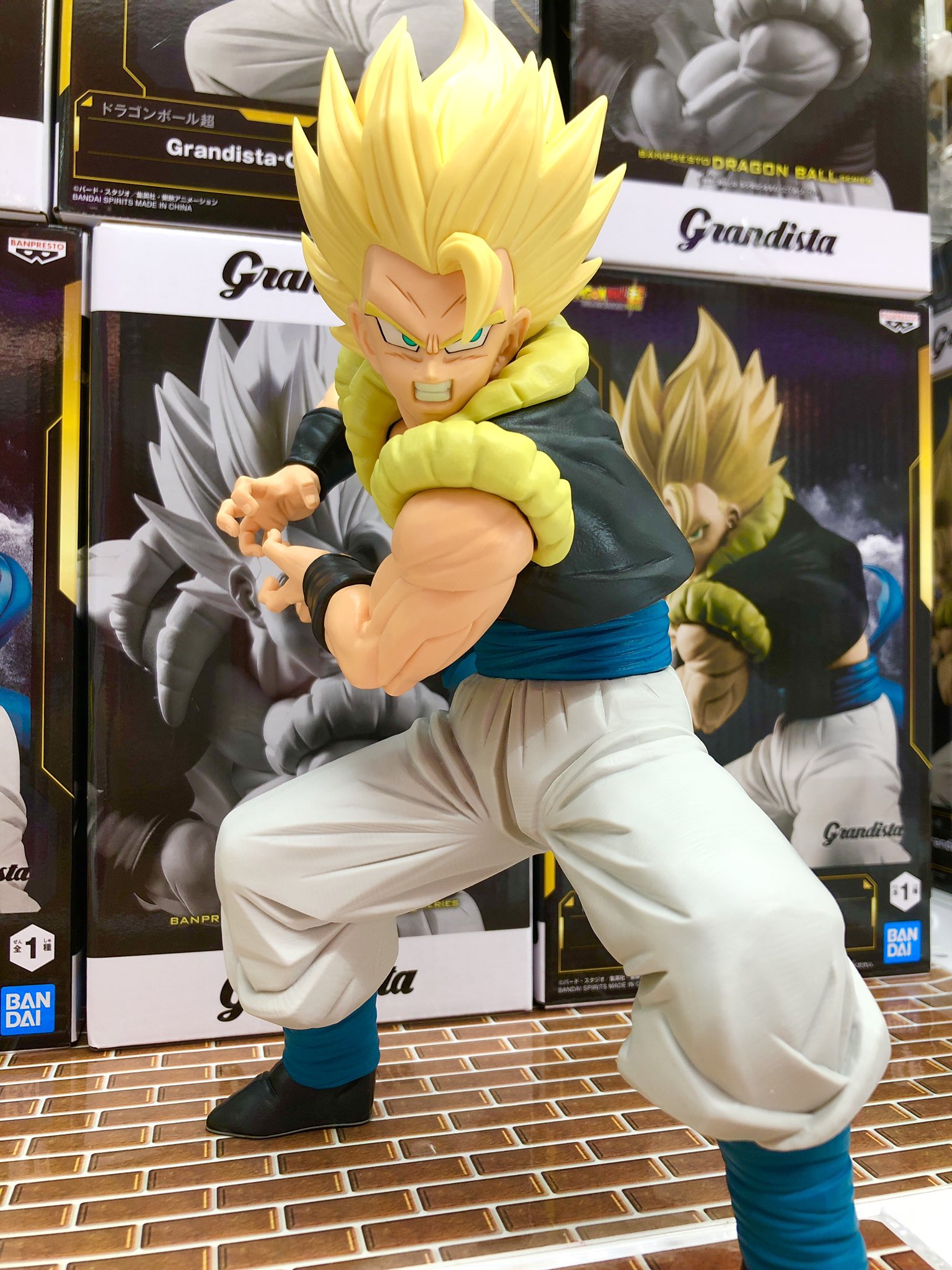 MÔ HÌNH Gogeta SSJ - Dragon Ball Super - Grandista (Bandai Spirits) FIGURE CHÍNH HÃNG 1 GzVTHwBbAAAKztf