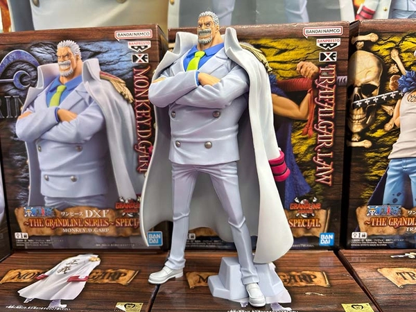MÔ HÌNH Monkey D. Garp - One Piece - DXF Figure - The Grandline Series - Special (Bandai Spirits) FIGURE CHÍNH HÃNG 1 Gzv3hfea4amjlxj 1780282430145