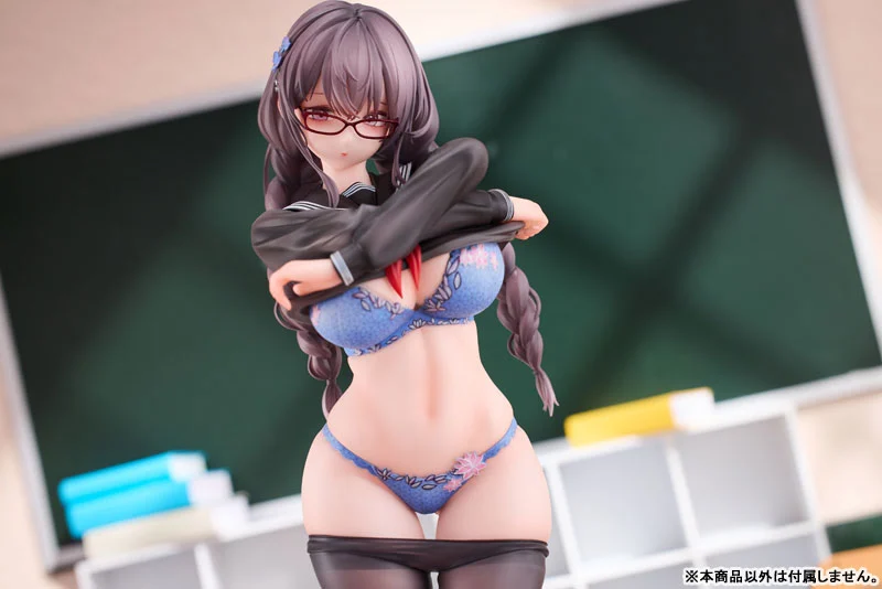 MÔ HÌNH Original - Girl with Glasses Who Don't Want To Take PE Class - 1/6 (Uya) FIGURE CHÍNH HÃNG 2 24 1734959712644
